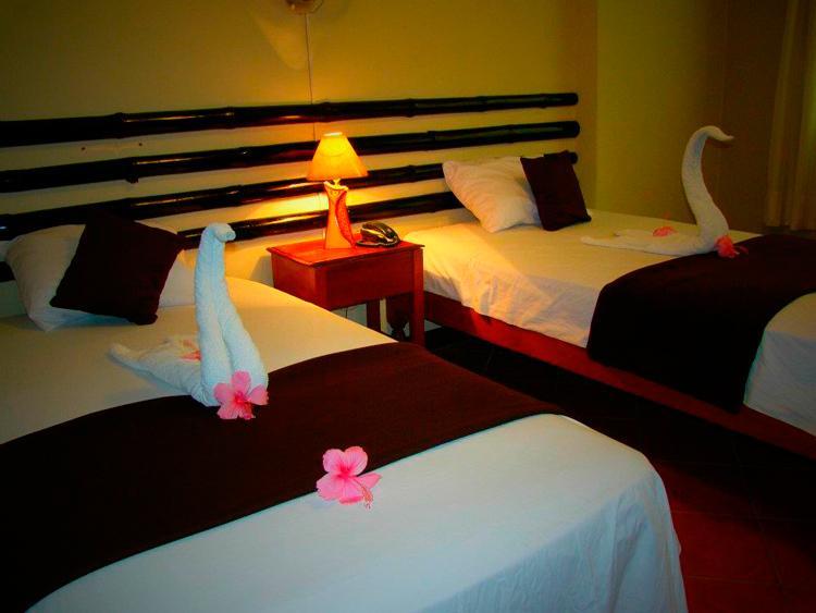 Chanchamayo Inn Hotel La Merced  Ruang foto